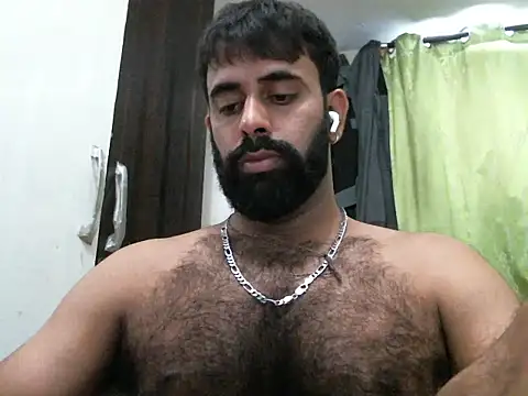 Snapshot of indianhairybull chatting on 23, 9, 2025 indianhairybull online show from 23, 9, 2025