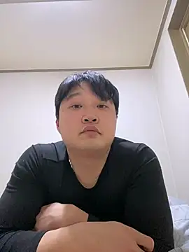 offwhite777 online show from 9, 2, 2025