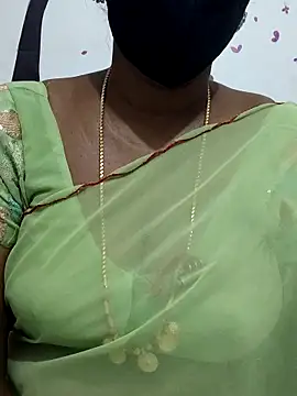 Snapshot of Tamil_Meera12 chatting on 11, 9, 2025 Tamil Meera12 online show from 11, 9, 2025