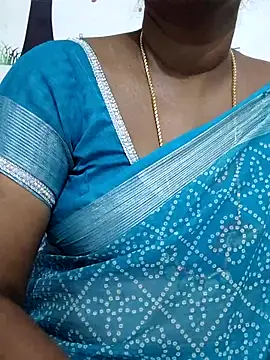 Snapshot of Tamil_Meera12 chatting on 12, 9, 2025 Tamil Meera12 online show from 12, 9, 2025