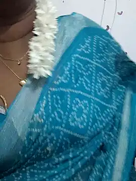 Snapshot of Tamil_Meera12 chatting on 30, 9, 2025 Tamil Meera12 online show from 30, 9, 2025