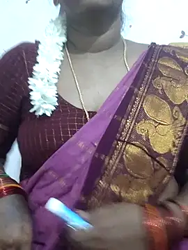 Snapshot of Tamil_Meera12 chatting on 5, 10, 2025 Tamil Meera12 online show from 5, 10, 2025