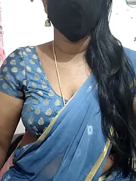 Snapshot of Tamil_Meera12 chatting on 18, 10, 2025 Tamil Meera12 online show from 18, 10, 2025