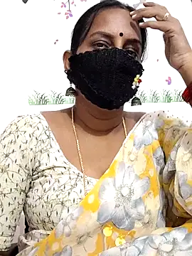 Snapshot of Tamil_Meera12 chatting on 28, 4, 2026 Tamil Meera12 online show from 28, 4, 2026