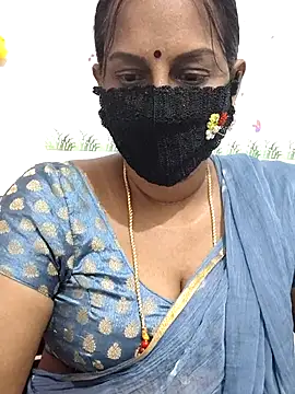 Snapshot of Tamil_Meera12 chatting on 6, 5, 2026 Tamil Meera12 online show from 6, 5, 2026