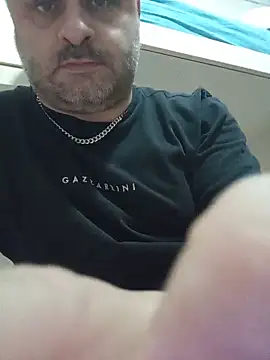 Snapshot of NAvoglia chatting on 14, 6, 2026 NAvoglia online show from 14, 6, 2026