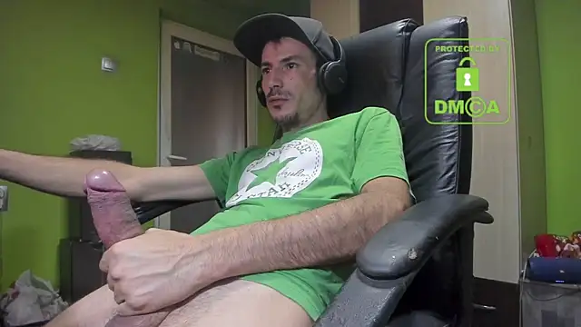 Snapshot of BigCumShoot chatting on 3, 1, 2025 BigCumShoot online show from 3, 1, 2025