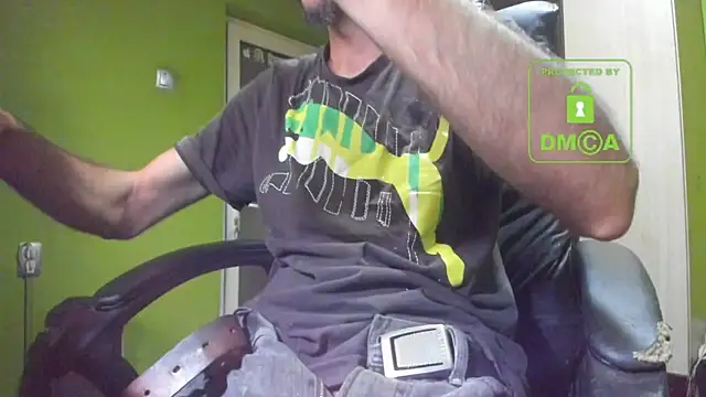 Snapshot of BigCumShoot chatting on 16, 11, 2025 BigCumShoot online show from 16, 11, 2025