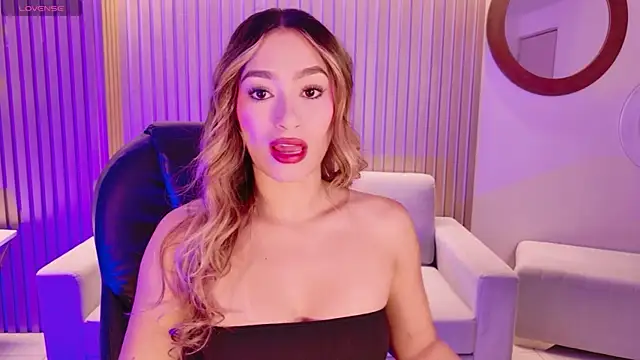 Snapshot of AmaiaHaywood chatting on 14, 11, 2025 AmaiaHaywood online show from 14, 11, 2025