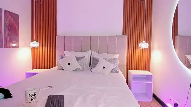 khloe-sweet online show from 11, 2, 2026