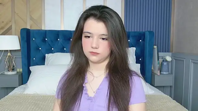 Snapshot of Pauline_Heaven chatting on 25, 11, 2025 Pauline Heaven online show from 25, 11, 2025