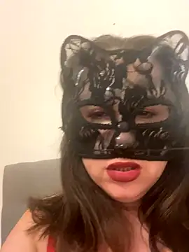 laarti online show from 9, 11, 2025