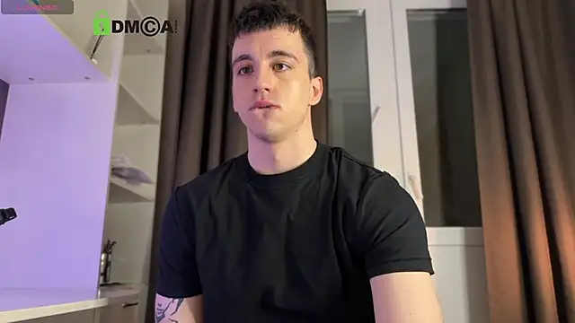 VincentSmith02 online show from 15, 12, 2025