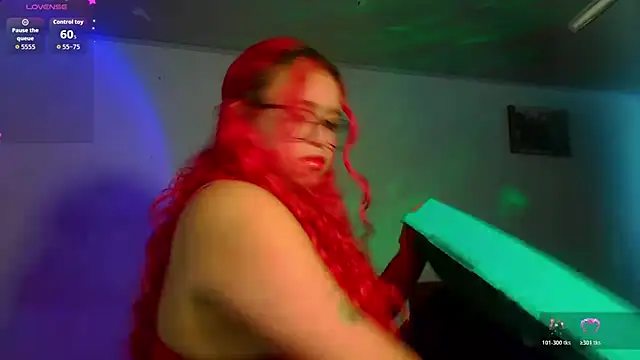 EstefyTabbo online show from 28, 4, 2026