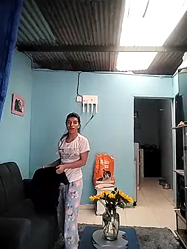 Ariell Kieran online show from 4, 4, 2026