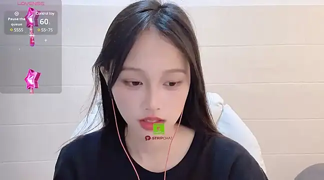 Snapshot of xunian71O chatting on 12, 2, 2025 xunian71O online show from 12, 2, 2025