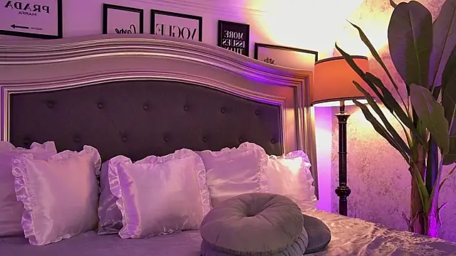 Amber Luna online show from 28, 9, 2025