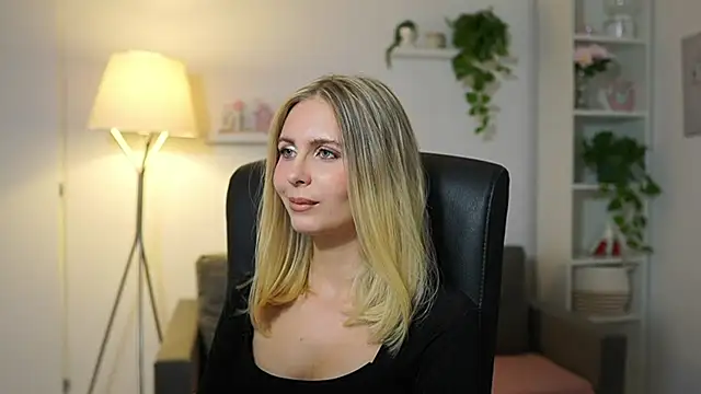 Snapshot of catecrago_ chatting on 6, 10, 2025 catecrago online show from 6, 10, 2025