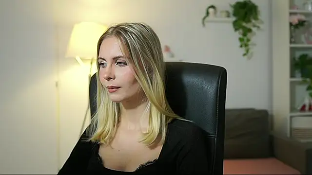 Snapshot of catecrago_ chatting on 10, 10, 2025 catecrago online show from 10, 10, 2025