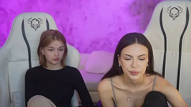 Milana angell online show from 28, 2, 2025