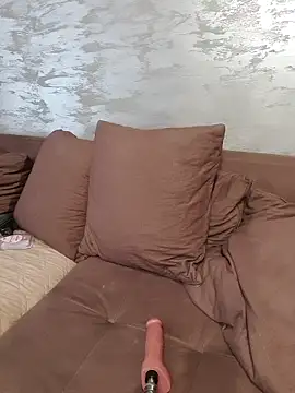 CannabisQueenn online show from 25, 2, 2026