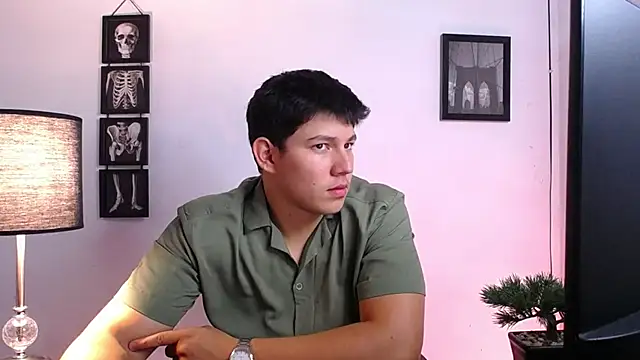 JamesCr  online show from 23, 10, 2025