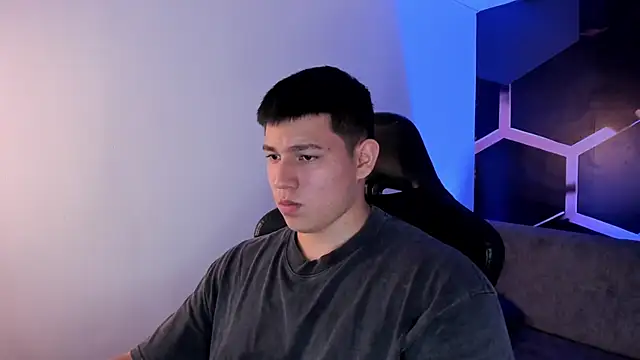 JamesCr  online show from 21, 2, 2026