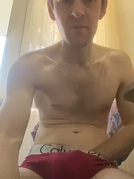 LynnAhNight online show from 11, 4, 2026