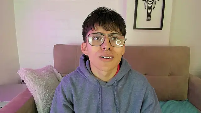 Snapshot of PepperTwink chatting on 4, 3, 2025 PepperTwink online show from 4, 3, 2025