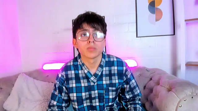 Snapshot of PepperTwink chatting on 14, 3, 2025 PepperTwink online show from 14, 3, 2025