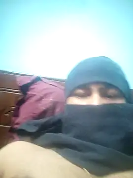 Snapshot of deshiboyz chatting on 13, 2, 2025 deshiboyz online show from 13, 2, 2025