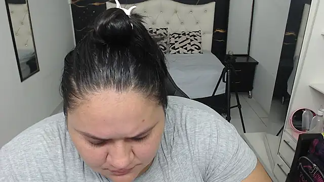 Aaliyah11 online show from 15, 9, 2025