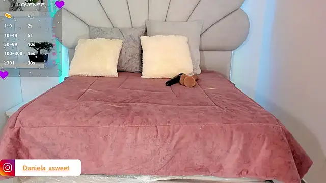 Danielaangelina online show from 15, 2, 2026