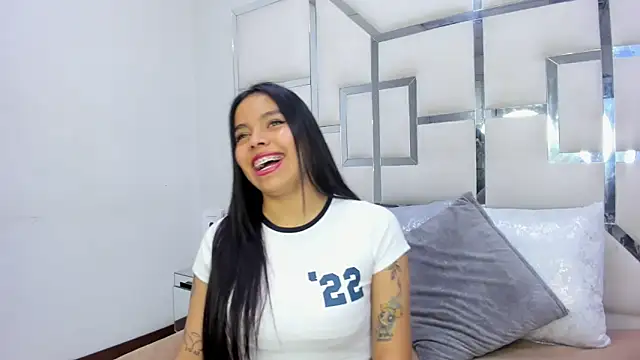 ZoeWan69 online show from 22, 3, 2025