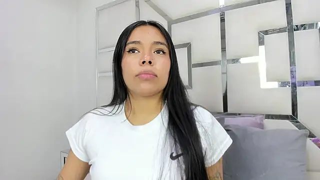Snapshot of ZoeWan69 chatting on 25, 5, 2026 ZoeWan69 online show from 25, 5, 2026
