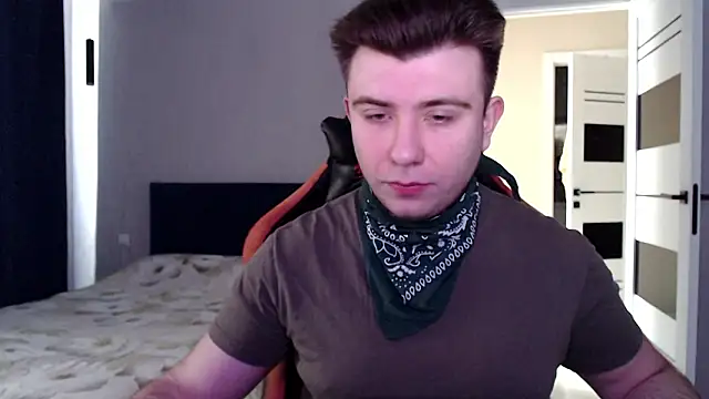 honey furry online show from 17, 3, 2026