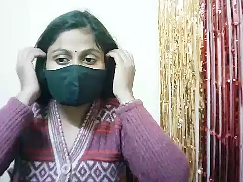 Snapshot of Rubi-Ji chatting on 8, 2, 2025 Rubi-Ji online show from 8, 2, 2025