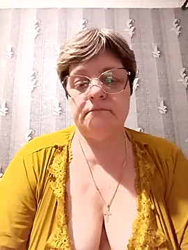 Snapshot of ElzaJewel chatting on 19, 4, 2026 ElzaJewel online show from 19, 4, 2026