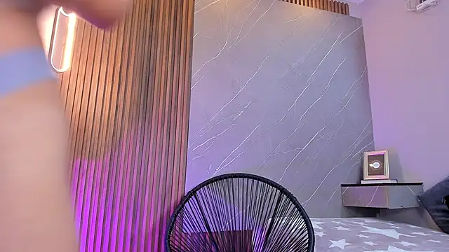 ariana jhonson1 online show from 12, 3, 2025