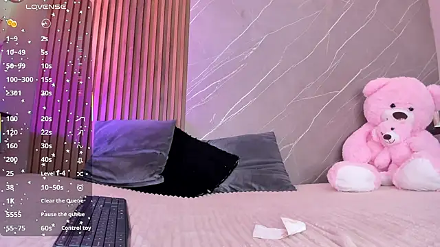 ariana jhonson1 online show from 18, 10, 2025