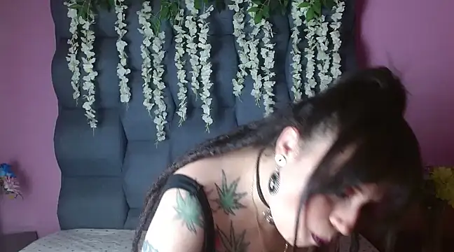 Snapshot of Fenix_Lilith chatting on 19, 3, 2025 Fenix Lilith online show from 19, 3, 2025