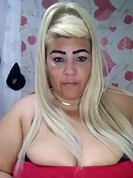 Snapshot of BonniAdams chatting on 25, 11, 2025 BonniAdams online show from 25, 11, 2025