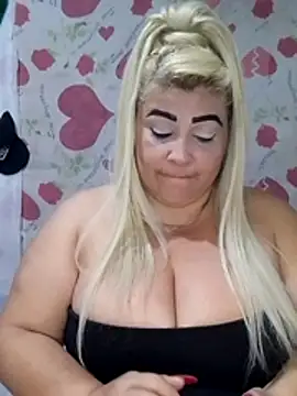 Snapshot of BonniAdams chatting on 27, 11, 2025 BonniAdams online show from 27, 11, 2025