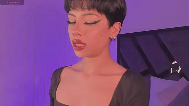 Snapshot of soidai_miiu chatting on 4, 3, 2025 soidai miiu online show from 4, 3, 2025