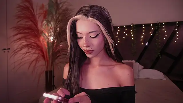 Snapshot of soidai_miiu chatting on 22, 9, 2025 soidai miiu online show from 22, 9, 2025