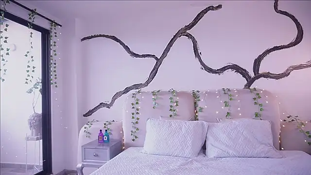 Snapshot of soidai_miiu chatting on 2, 10, 2025 soidai miiu online show from 2, 10, 2025