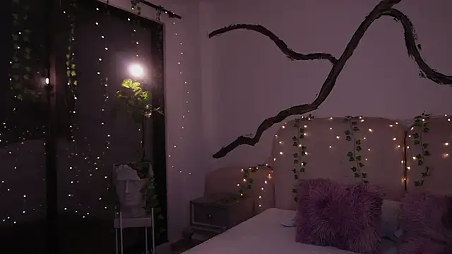 Snapshot of soidai_miiu chatting on 16, 10, 2025 soidai miiu online show from 16, 10, 2025