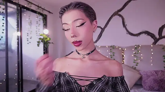 Snapshot of soidai_miiu chatting on 31, 10, 2025 soidai miiu online show from 31, 10, 2025