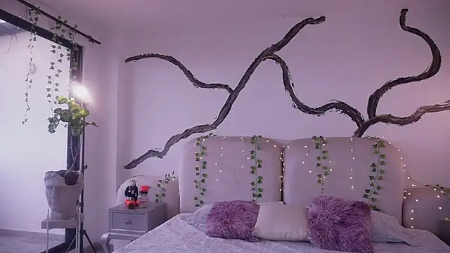 Snapshot of soidai_miiu chatting on 2, 11, 2025 soidai miiu online show from 2, 11, 2025