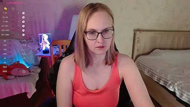 Agatha Mott online show from 9, 11, 2025